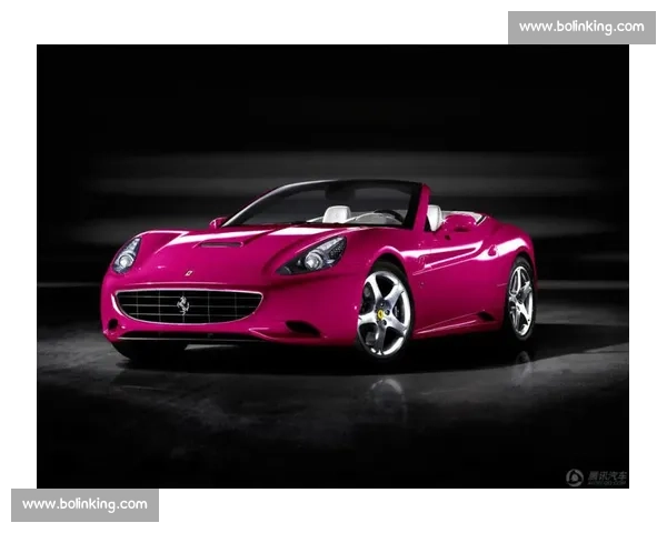 法拉利裁判 跳舞宠粉引爆全网！55 岁九头身男神两天涨粉 36 万成顶流